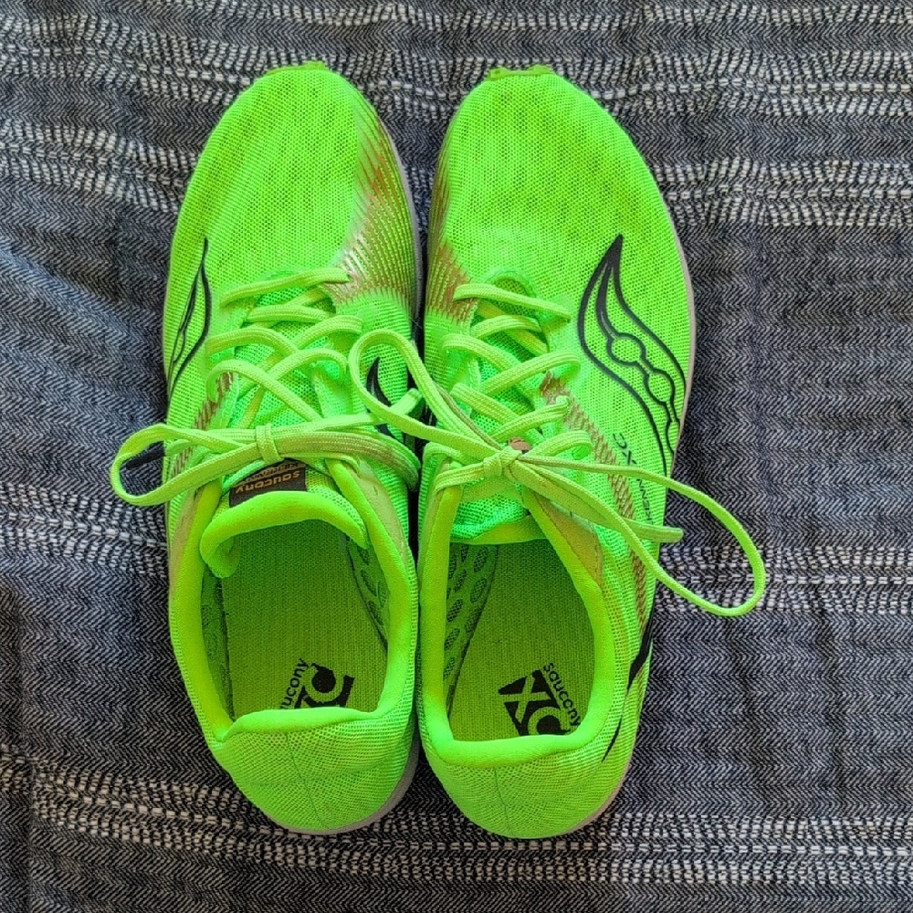 Saucony Vibrant Green Athletic Shoes